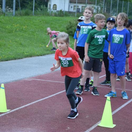 ASVÖ Sporttag am Kunstrasenplatz Mayrhofen