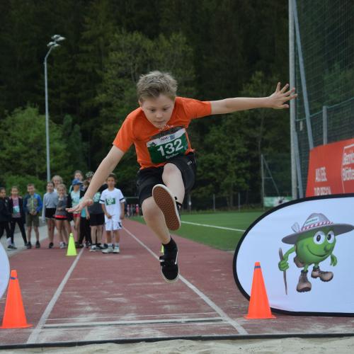 ASVÖ Sporttag am Kunstrasenplatz Mayrhofen