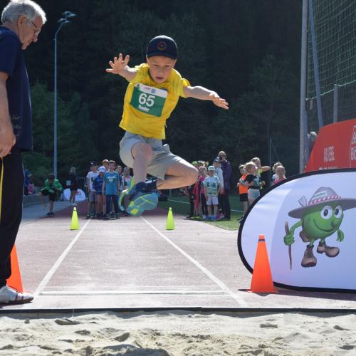 ASVÖ Sporttag am Kunstrasenplatz Mayrhofen