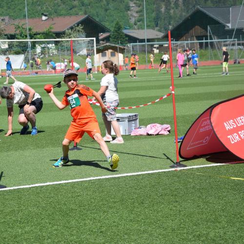 ASVÖ Sporttag am Kunstrasenplatz Mayrhofen