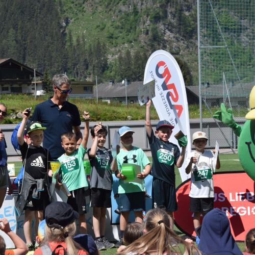 ASVÖ Sporttag am Kunstrasenplatz Mayrhofen