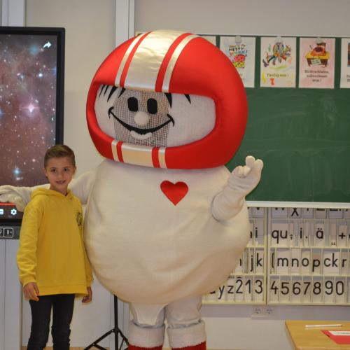 Helmi ist da