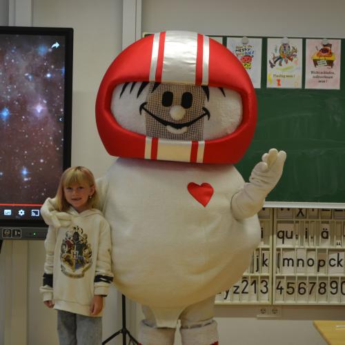 Helmi ist da