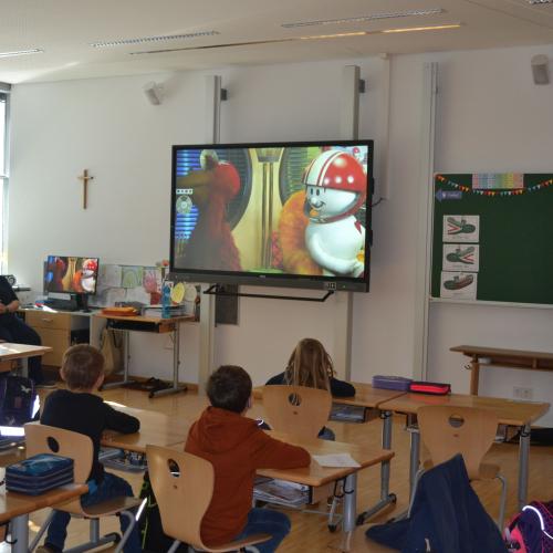 Helmi ist da