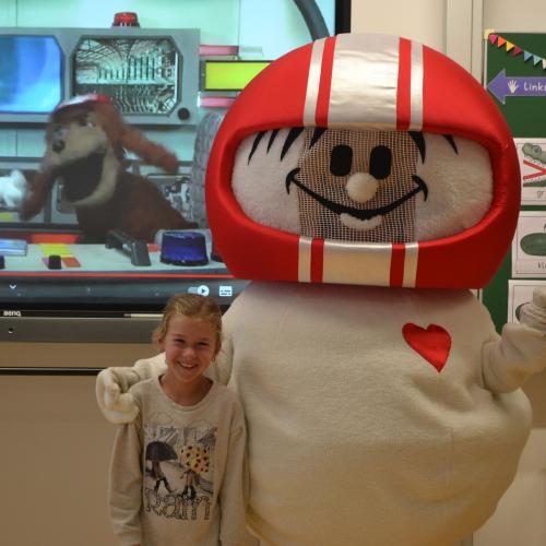 Helmi ist da