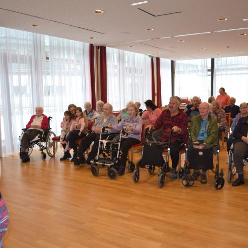 Klöpflsingen im Sozialzentrum