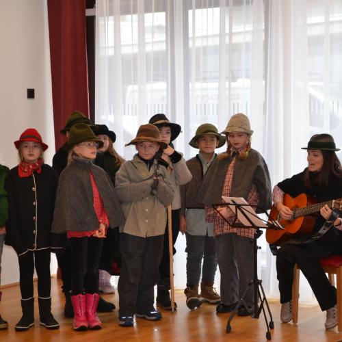 Klöpflsingen im Sozialzentrum