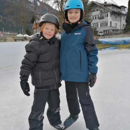 Spaß am Eislaufplatz