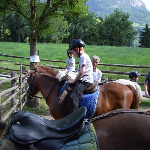 Ponyreiten in Finkenberg