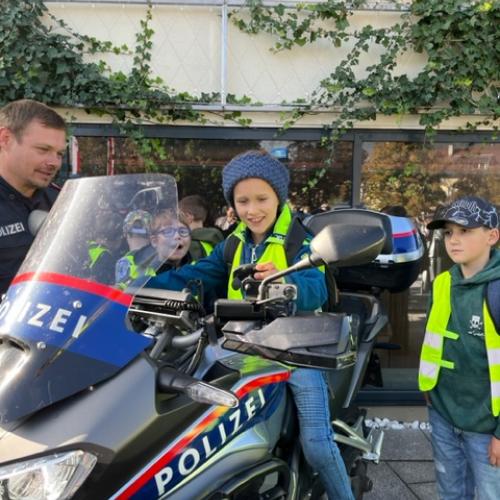 133 - Kinderpolizei