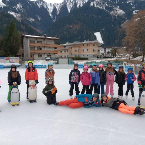 2. Projekttag - Eislaufen