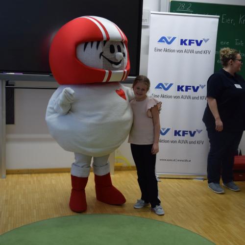 Helmi ist da!