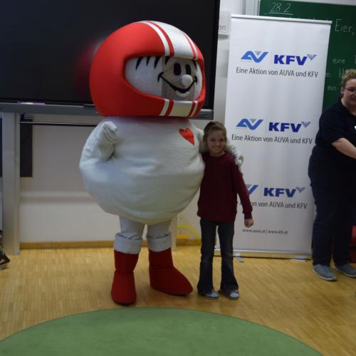 Helmi ist da!
