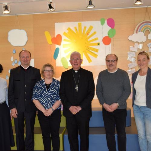 Besuch vom Erzbischof