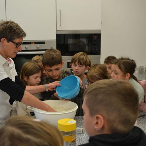 Brotbacken und Gesunde Jause