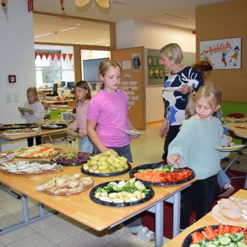 Brotbacken und Gesunde Jause