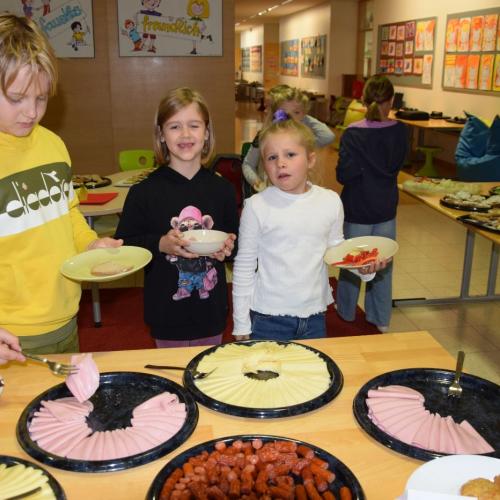 Brotbacken und Gesunde Jause