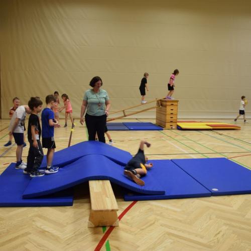 Parcour im Turnunterricht