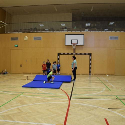 Parcour im Turnunterricht