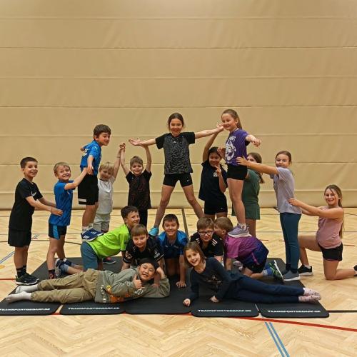 13.03.2026 - Menschenpyramide