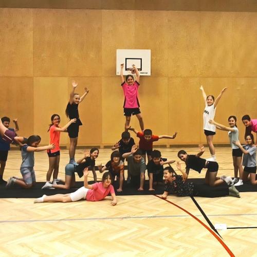 13.03.2026 - Menschenpyramide