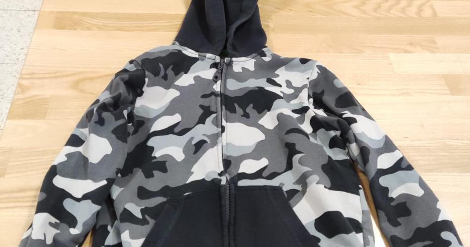 Kaputzenjacke Gr. 140