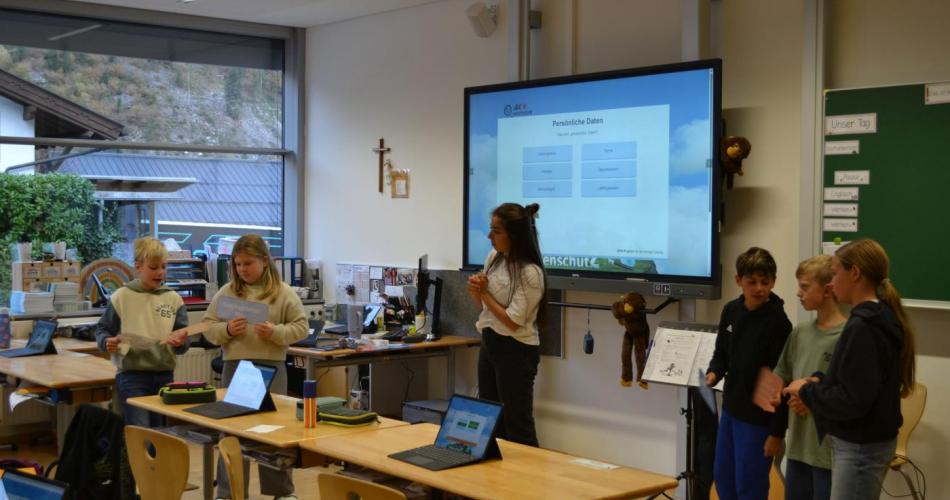 Online mit Köpfchen